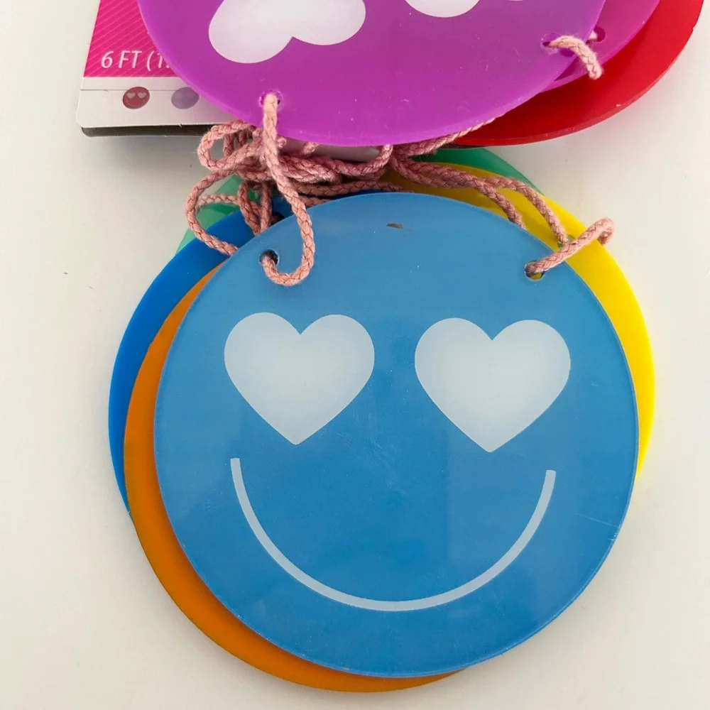 Valentine's Day Smiley Face Garland by Celebrate It NWT